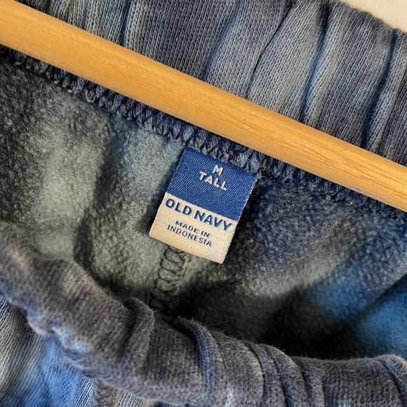 Old Navy jogger- Medium TALL - Picture 2 of 3